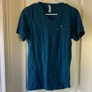 Women's Teal V-Neck Short Sleeve Turtle Bay Tee / A60